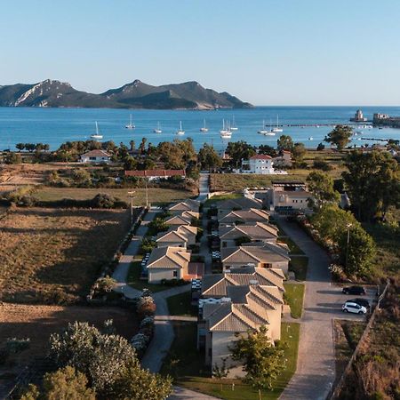 Niriides Luxury Villas Метони Екстериор снимка